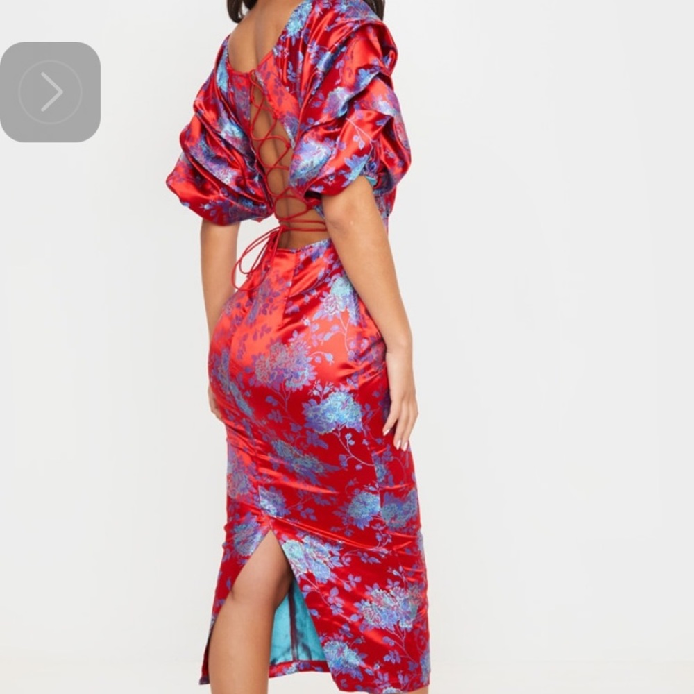 Red Jacquard dress💋